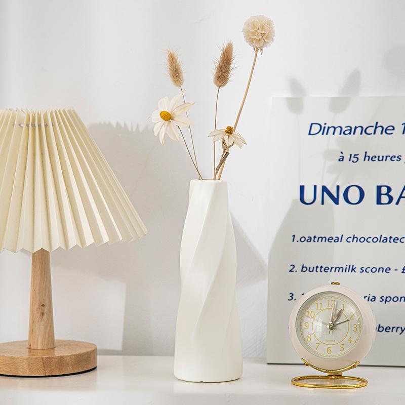 Creative Flower Vase Nordic Art Vases Desktop Decorative Vases Flower Arrangement Vases Imitation Ceramic Home Decor