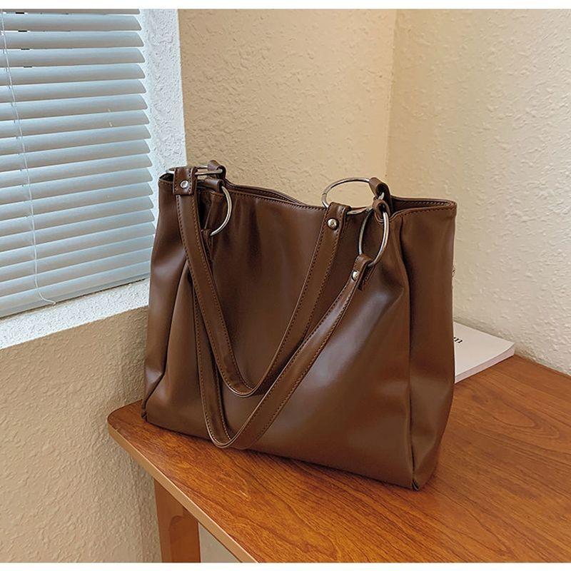 

Высококачественная модная сумка большой вместимости, студенческая школьная сумка кроссбоди, женская сумка, простая универсальная сумка-тоут через плечо one size темно-коричневого