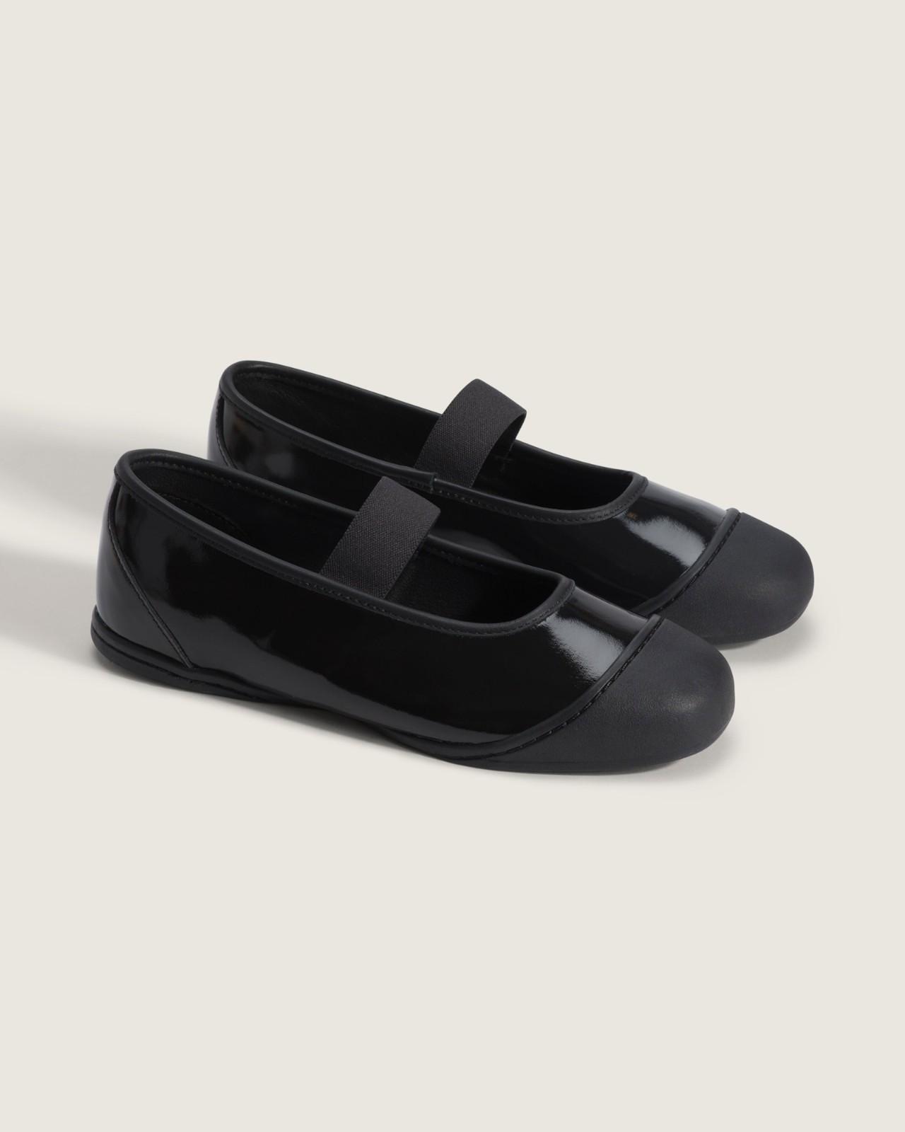 VN000EFF3KY OTW by Vans Mary Jane Prima Black (Men s) 5