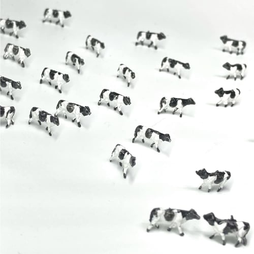 Freell Black and White Dairy Cow Farm Set of 30, 1:150 Scale, Cow Model, Animal Model, Livestock, Farm, Ranch Figure, Railway Model, Diorama, Miniatur