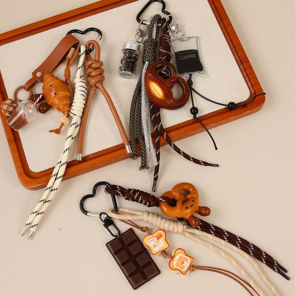 Creative Ins Wind Alkaline Water Bread Pendant Pendant, Fashion Versatile Personalized Bag Pendant Keychain Female