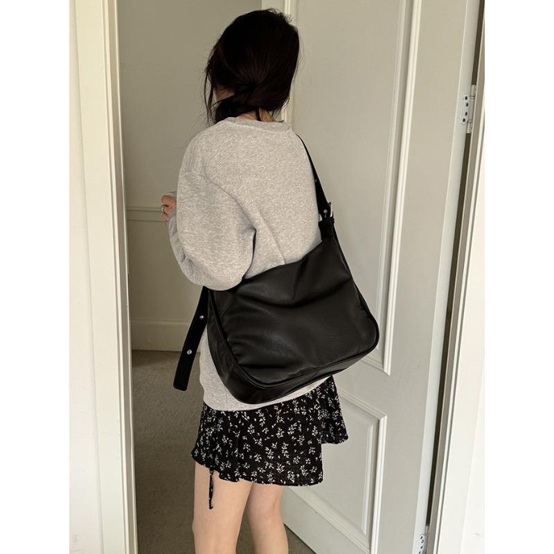 

Large Capacity Bag Women s New Shoulder Bag Tote Bag Fashion чорний