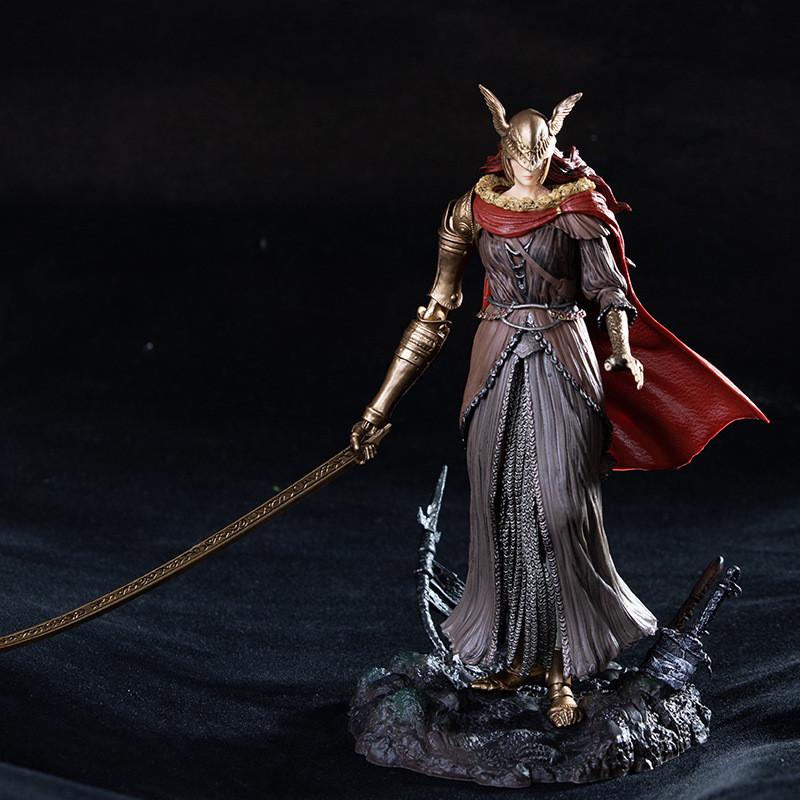 Впечатляющая коллекционная модель Малении из Elden Ring Shadow Of The Erdtree в ярких цветах Malenia