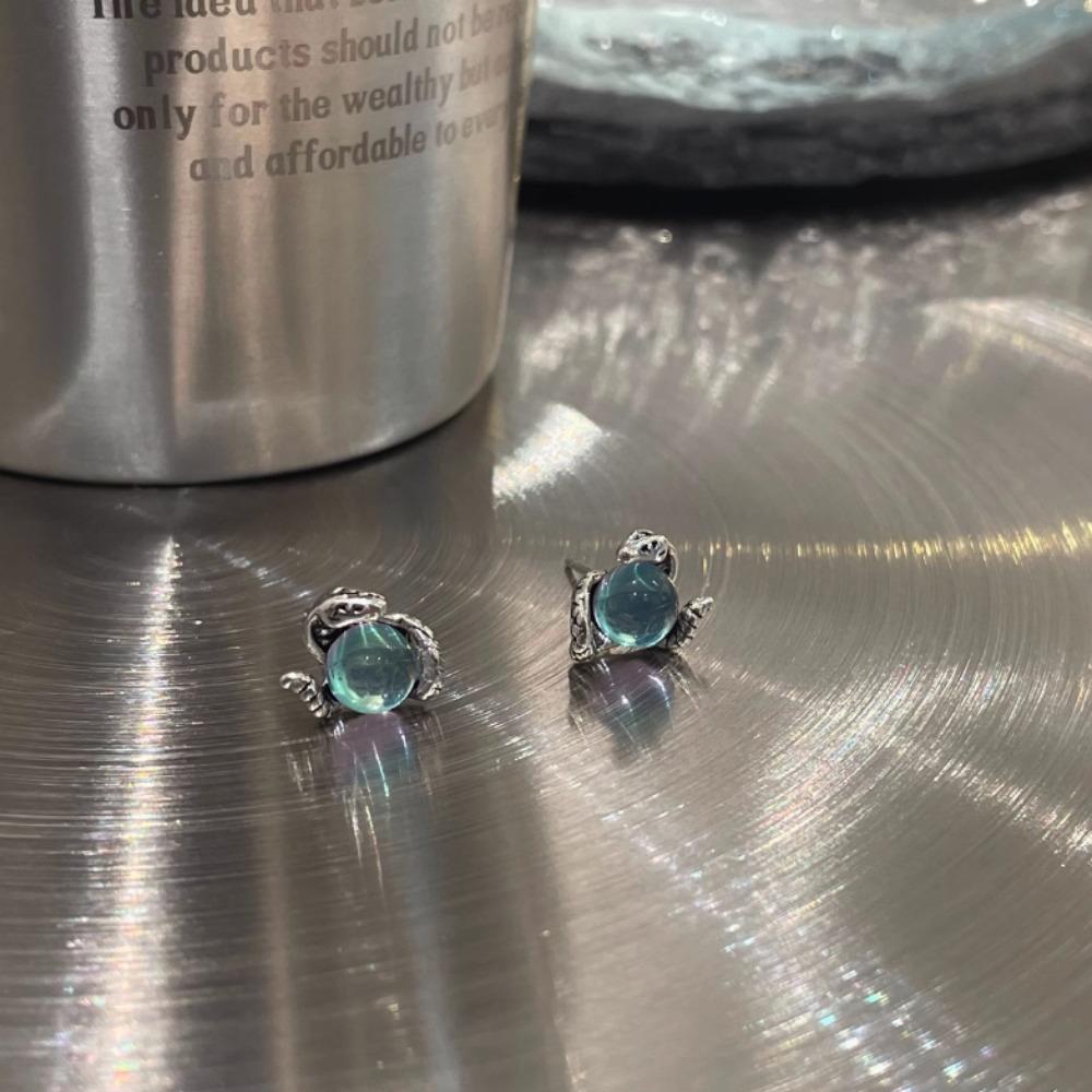 Streetwear Crystal Magnetic Ear Stud Korean Style Men Ear Cuffs Fashion Snake Clip Earrings  Party