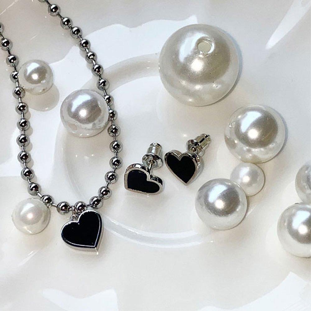 [925 Silver Needle/Celebrity Worn] Mini Black Earrings (Headquarters Repair Available)_Njhcer14