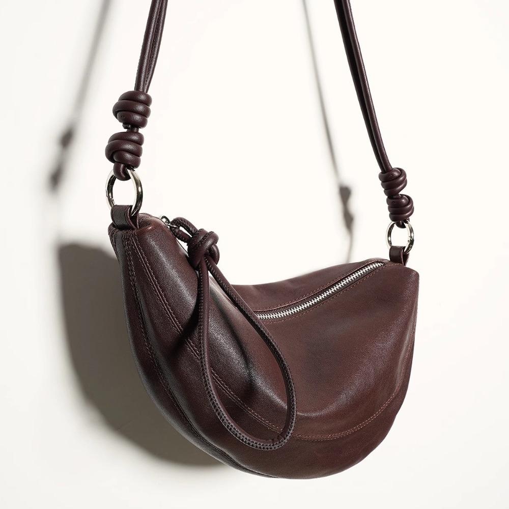 Unisex Niche Large Capacity Half Moon Bag Ins High-end Leather Shoulder Crossbody