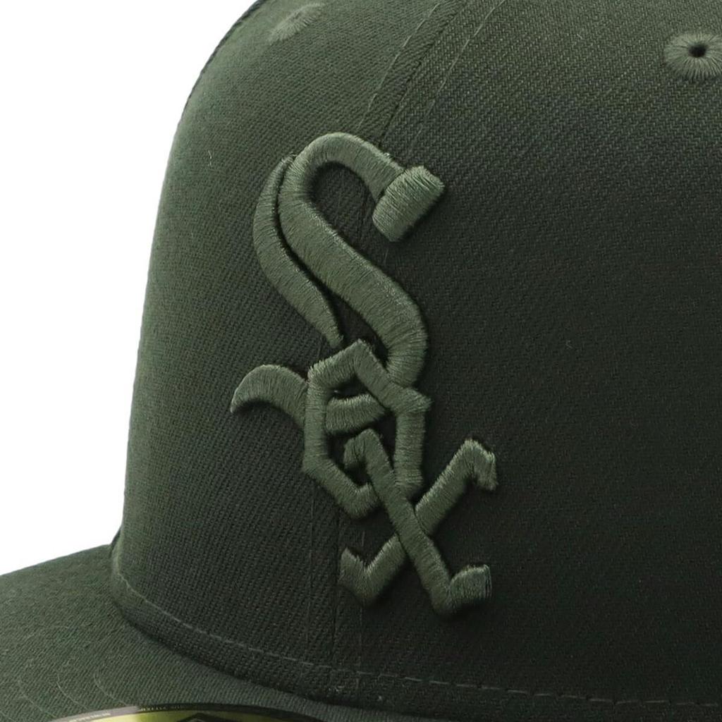 New Era 59FIFTY Cap MLB Chicago White Sox CWS Dark Seaweed Green Tonal ONSPOTZ and 5950 SOX Straight Flat Stylish Streetwear Travel Sun Gift Idea