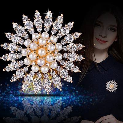 Rhinestone sakausējuma korsāža sieviešu modes, vienkārši ar dimantu inkrustēti ziedi, pērļu sakta, apģērbu aksesuāri