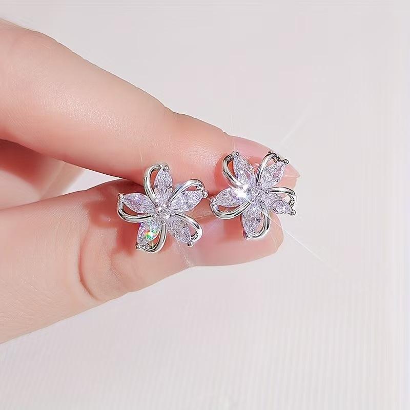 Luxury Sparkling Women'S Cubic Zirconia Stud Earrings Gorgeous Female Wedding Party Fashion Ear Piercing Accessories New Jewelry