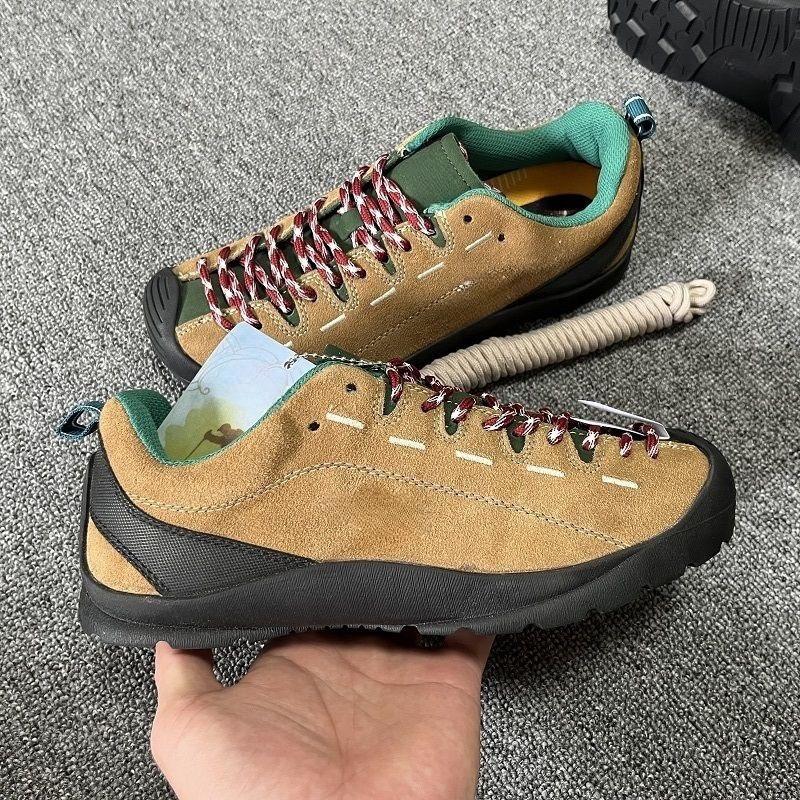 Fashion 2025 High Quality women Hiking Shoes Outdoor Low Ankle Hunting Trekking Sneakers Men Tourism Travel Shoes Outdoor