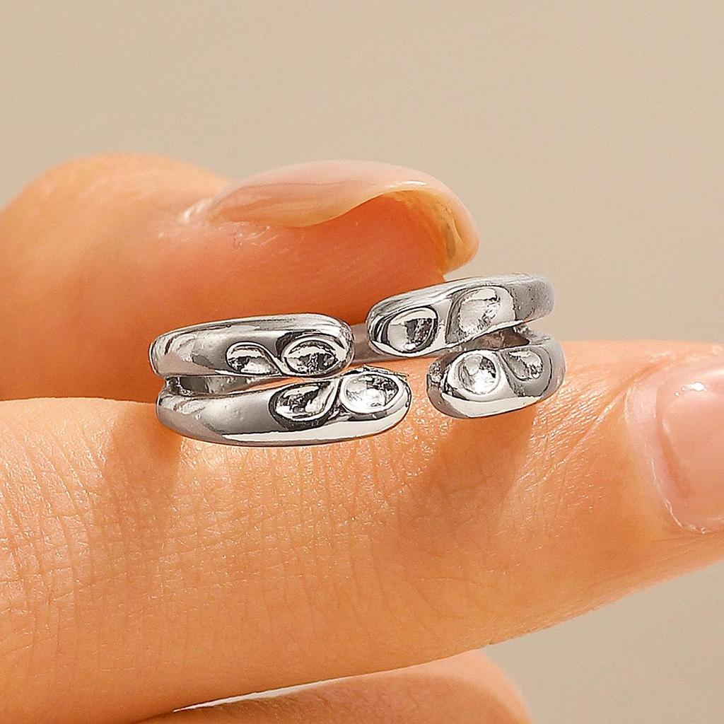 High-End Women's Fashion Irregular Pleated Texture Open Finger Ring Set