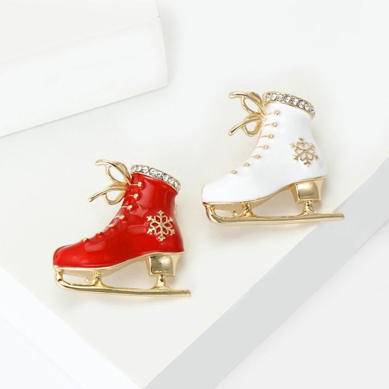 Ski Ice Skate Shoe Brooches Unisex Pins for Winter Sports Enthusiasts Casual Party Accessories