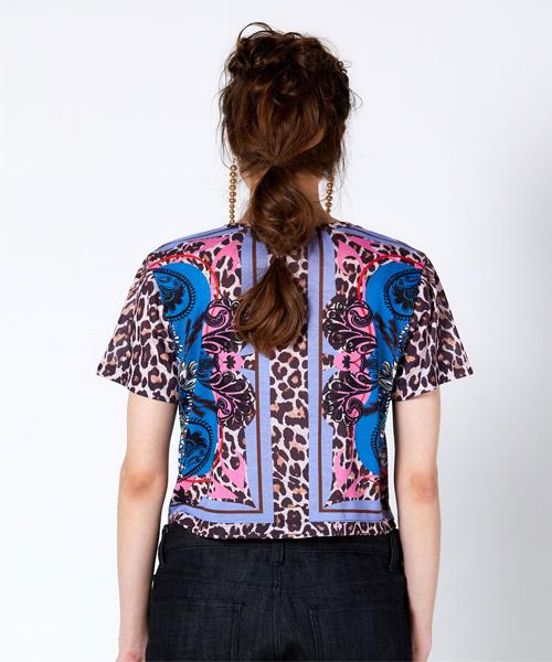 GREEDILOUS Leopard V-Neck T-Shirt