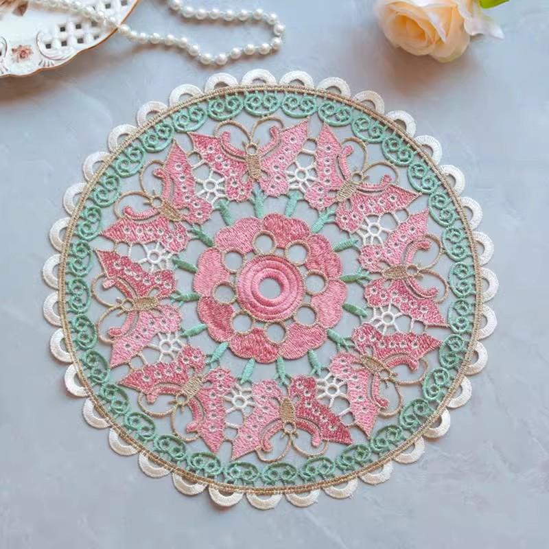 

Классическая американская вышивка крючком круглый цветной коврик для стола ваза бонсай подставка для подноса фруктовая тарелка подставка для столовых приборов украшение для праздничной вечеринки Round 30cm