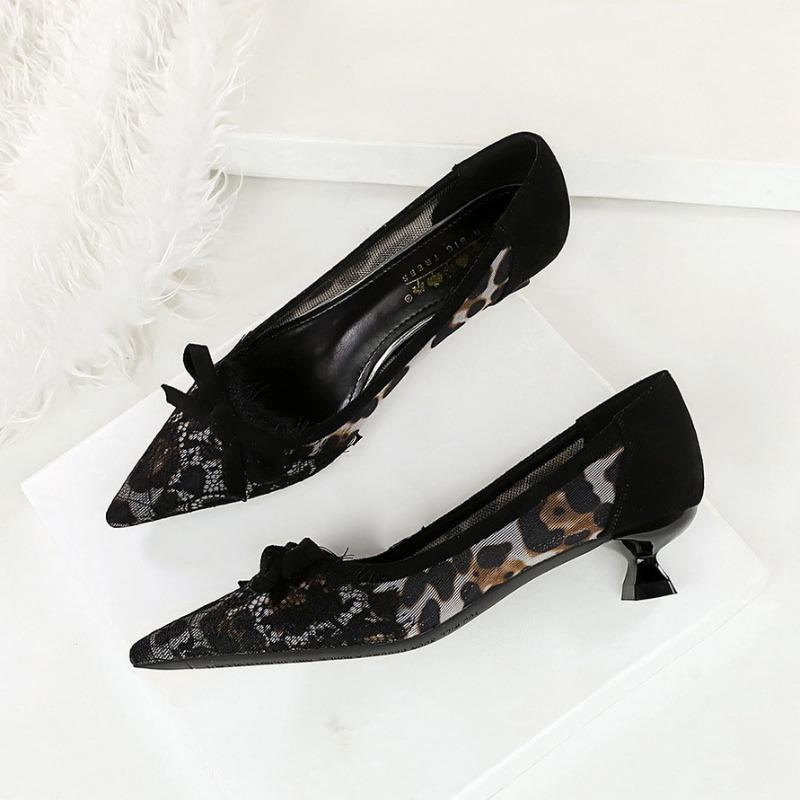 Sexy Lace Kitten High Heels Women Pumps Bowknot Low-heel Women Shoes Leopard Print Sexy Party Shoes Large Size 43 Ladies Sandals