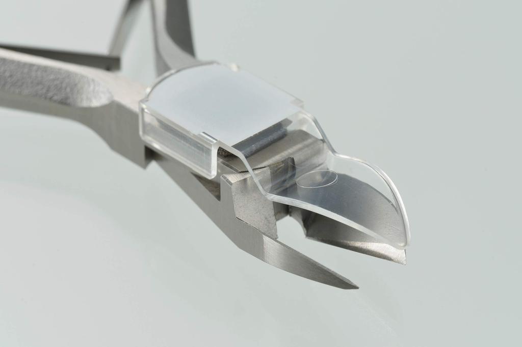 MARUTO Nail Clippers Crystal NP-4010