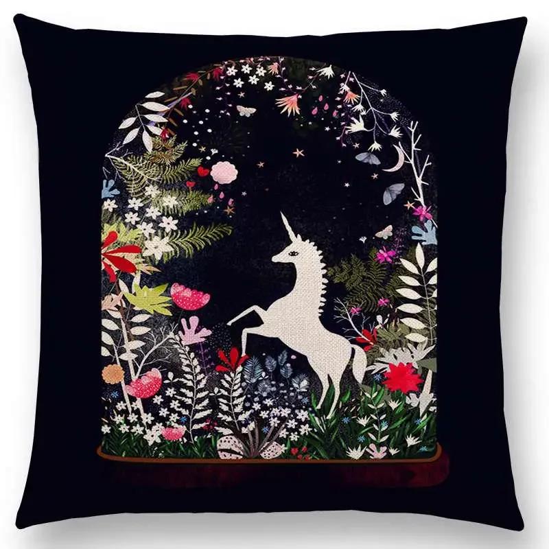 Norrsken Häst Blommor Blad Soffa Kasta Kudde Fodral Träd Blommig Trädgård Magisk Dröm Fantasi Natt Räv Rådjur Enhörning Kuddfodral