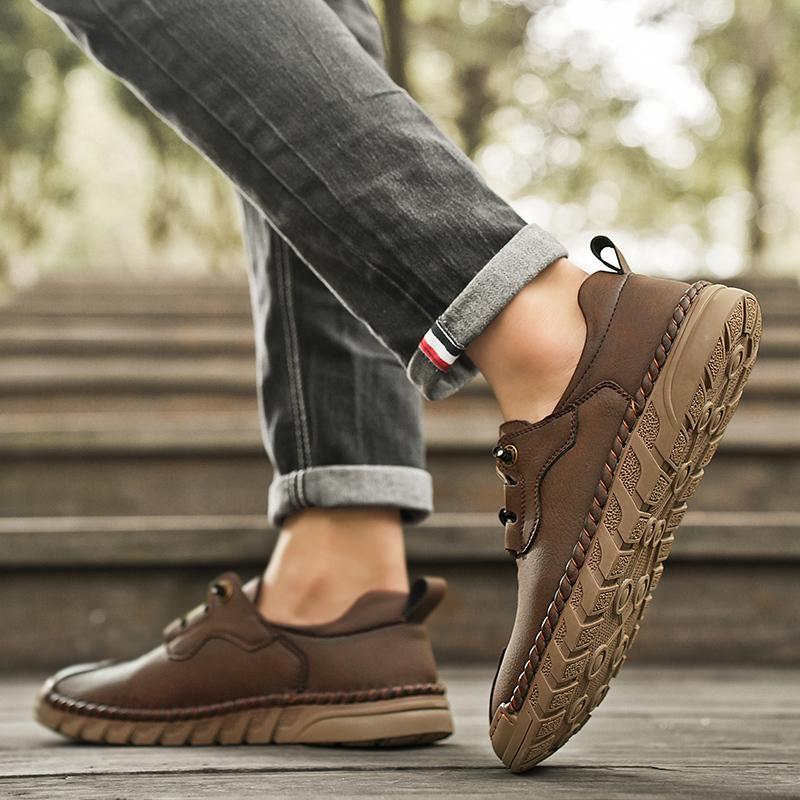 Fashion All-match Mens Slip On Walking Shoes Brand Business Walking Flats Classic Men Shoes for Wedding Leather Men Fashion Casual Shoes