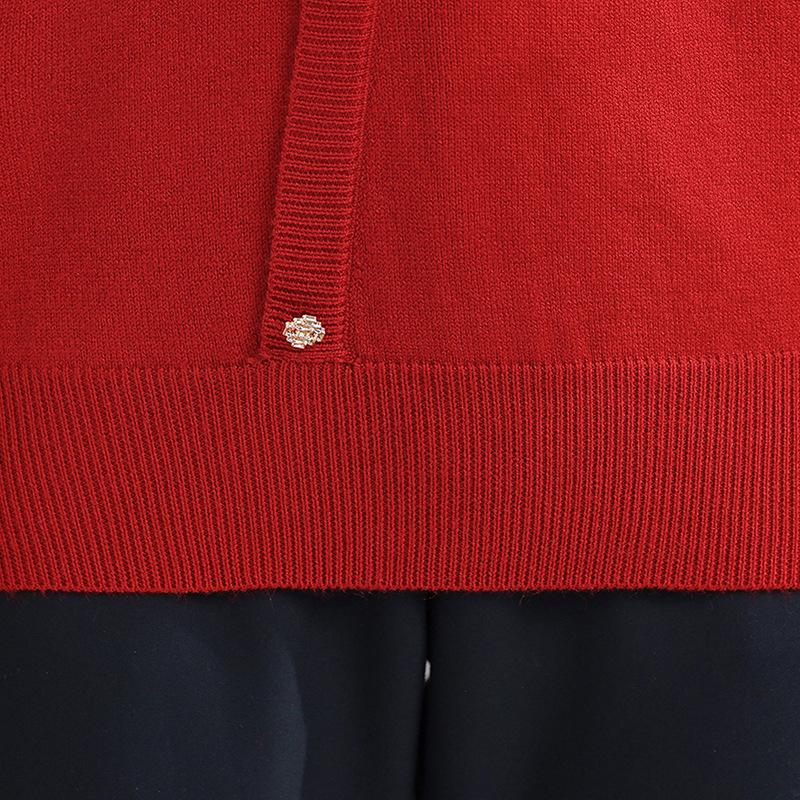 2025 Trendy Mom's Stylish Knit Cardigan: Spring/Fall Fake Two-Piece for Middle-Aged & Elderly Women