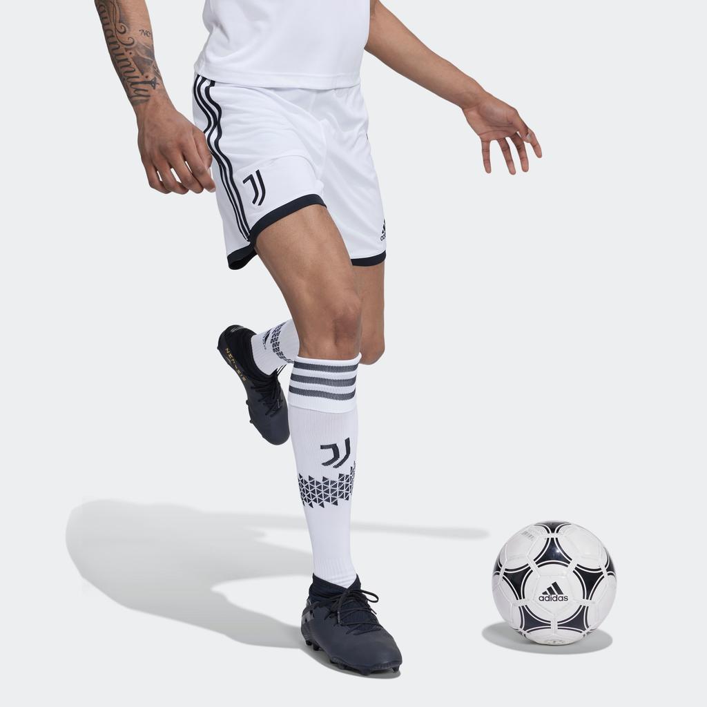 Adidas X Juventus Collaboration AeroReady Mens Training Series Color Block Striped Comfortable Breathable Shorts Men Shorts White H38904