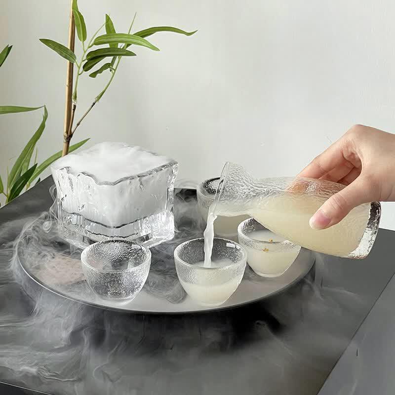 UOSO Japanese Hammered Glass Sake Set