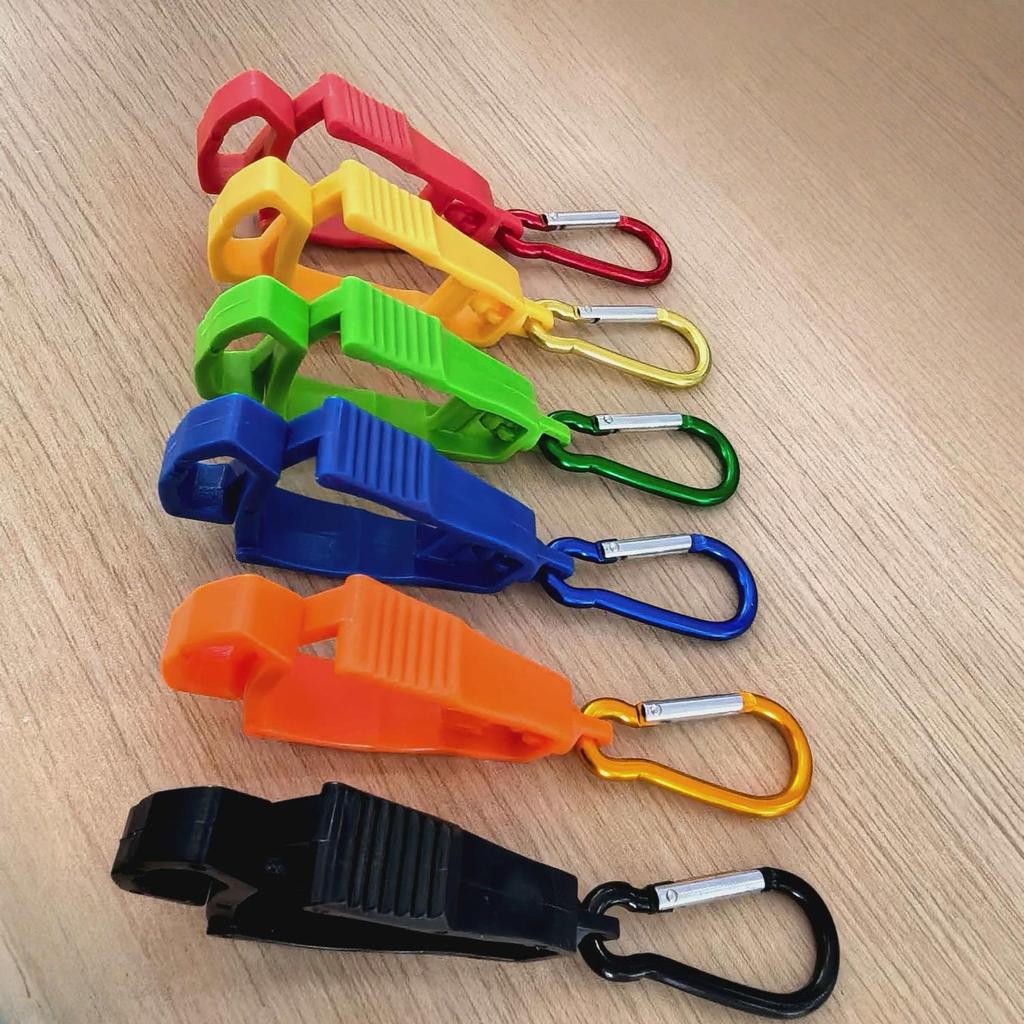 Free Shipping! Labor Protection Glove Clips, Six Colors - Plastic, Anti-Lost with Carabiner Hook & Hat Clip