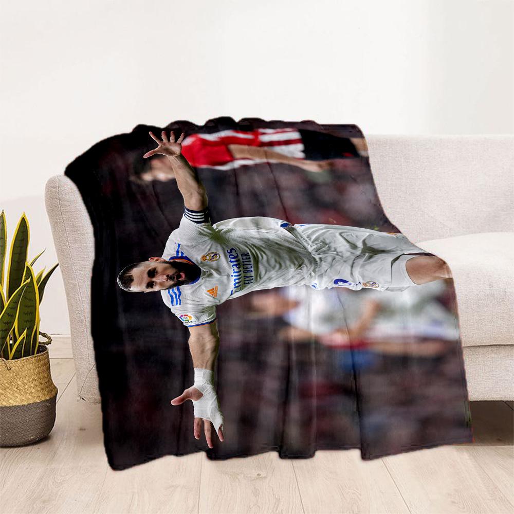 Arsenal Player Action Blanket Warmthful Decor Great for Picnics Office Sofa All-Season Use Digital Print Gifts For Family Or Friends