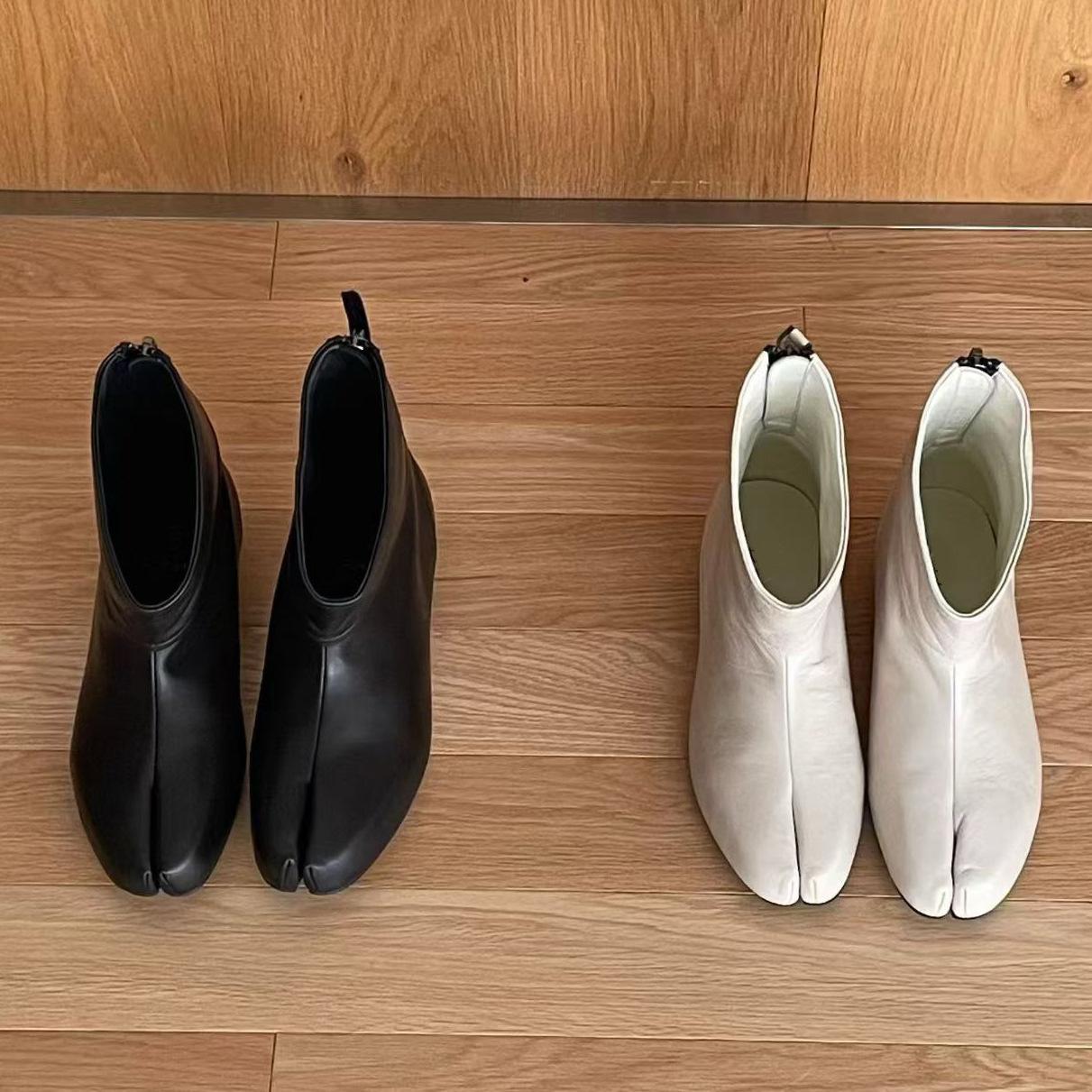 

Cowhide version~ Korean version of round head split-toe short boots with inner height increase Martin boots autumn and winter retro western boots wide 40