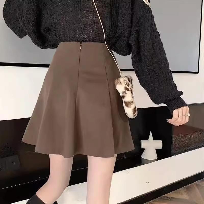 New Fall/Winter Woolen A-Line Pleated Mini Skirt for Women - High Waist, Slimming College Style, Anti-Exposure.