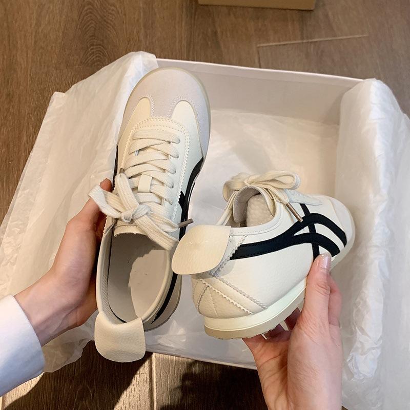 Fashion retro lightweight versatile flat-bottomed German training shoes women's 2025 new summer soft-soled sports Forrest Gump board shoes