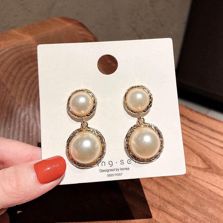 Корейская версия персонализированных многослойных жемчужных сережек в простом французском ретро-гвоздиках с серебряной иглой для ушей