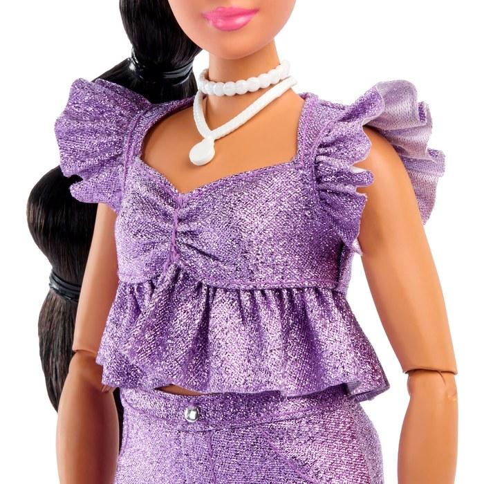 Barbie Deluxe Style Purple Hotpants Fashion Doll – 1.2598 inches (Purple)