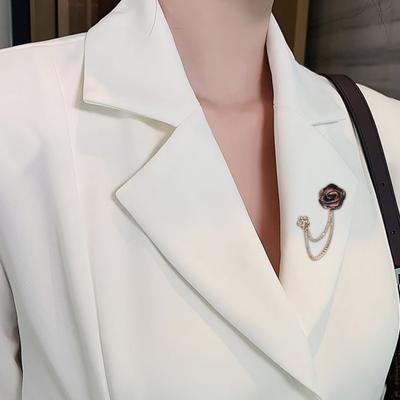 Brooch Pin Rose Shape Rhinestones Accessory Electroplating Shiny Lapel Brooch Clothes Decor