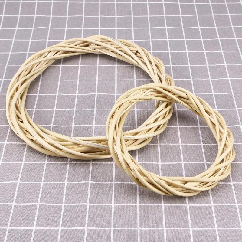 Hand Woven Rattan Wood Grapevine Wreath Vine Branch Wooden Twig Decorative Wreath Festive Party Supplies Holiday Home Decor