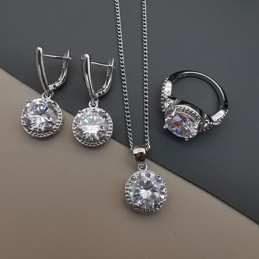 Collarbone Chain Popular European and American Style Jewelry Round Diamond Three Piece Set