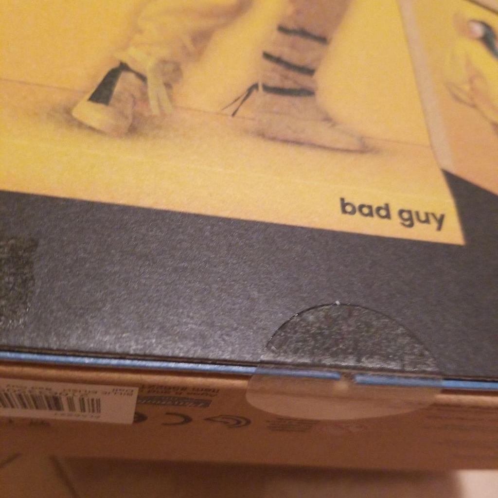 [GEBRAUCHT] Billie Eilish Figur