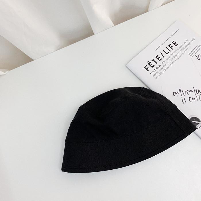 

Ретро Однотонная Шикарная Панама для Женщин Повседневная Атласная Однотонная Панама-Ведро чёрный