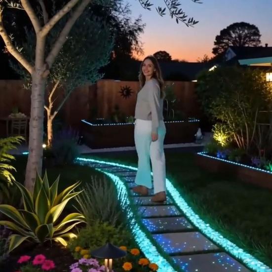 Resin Glow-in-the-Dark Pebbles, Night Guide Luminous Stones, Decorative Aquarium Fish Tank Rocks, Glow in The Dark Garden Stones, Glowing Stones for