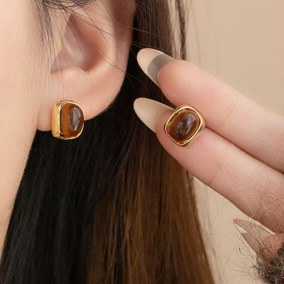 Hong Kong Style Retro Maillard Tiger'S Eye Stone Stud Earrings Femininity Earrings Light Luxury High Sense Fashion Versatile Earrings