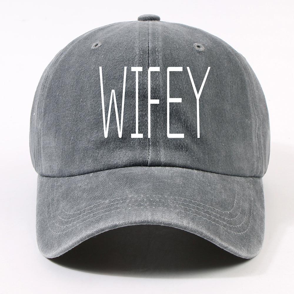 Fashion Letter Labeling Washed Old Cap Men and Women Street Play Sunscreen Four Seasons Baseball Cap