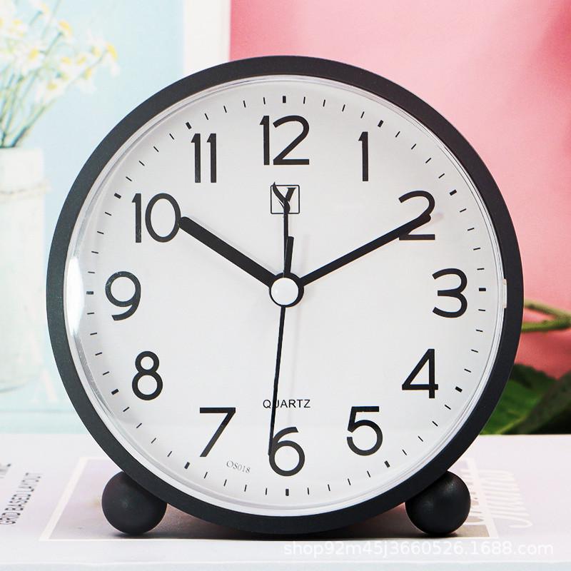 Leiser Wecker mit großen Ziffern für Studenten, Zuhause oder Schlafzimmer.