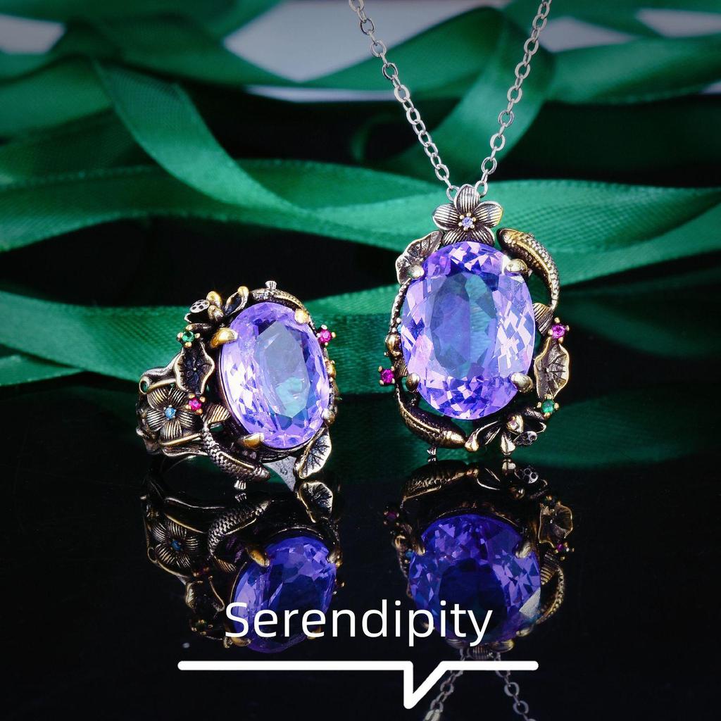 Italian Retro Filigree Double Fish Lotus Jewelry Set: Lotus Leaf Bracelet, Gem Pendant, Earrings, and Ring.