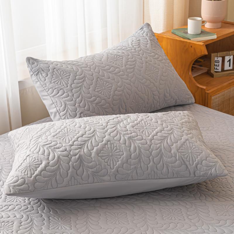 2 Pieces Waterproof Pillowcase Anti Stain Appliance Washable Type Pillow Cover Bedroom Decoration Suitable Designed for Featuring Children And Pets