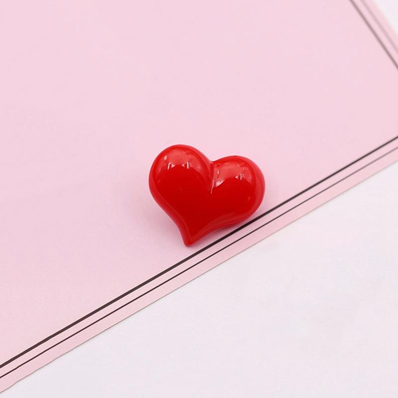 Red Heart Shape Brooch Cute Heart Brooches Romantic Mini Accessories Wedding Party Jewelry Gift