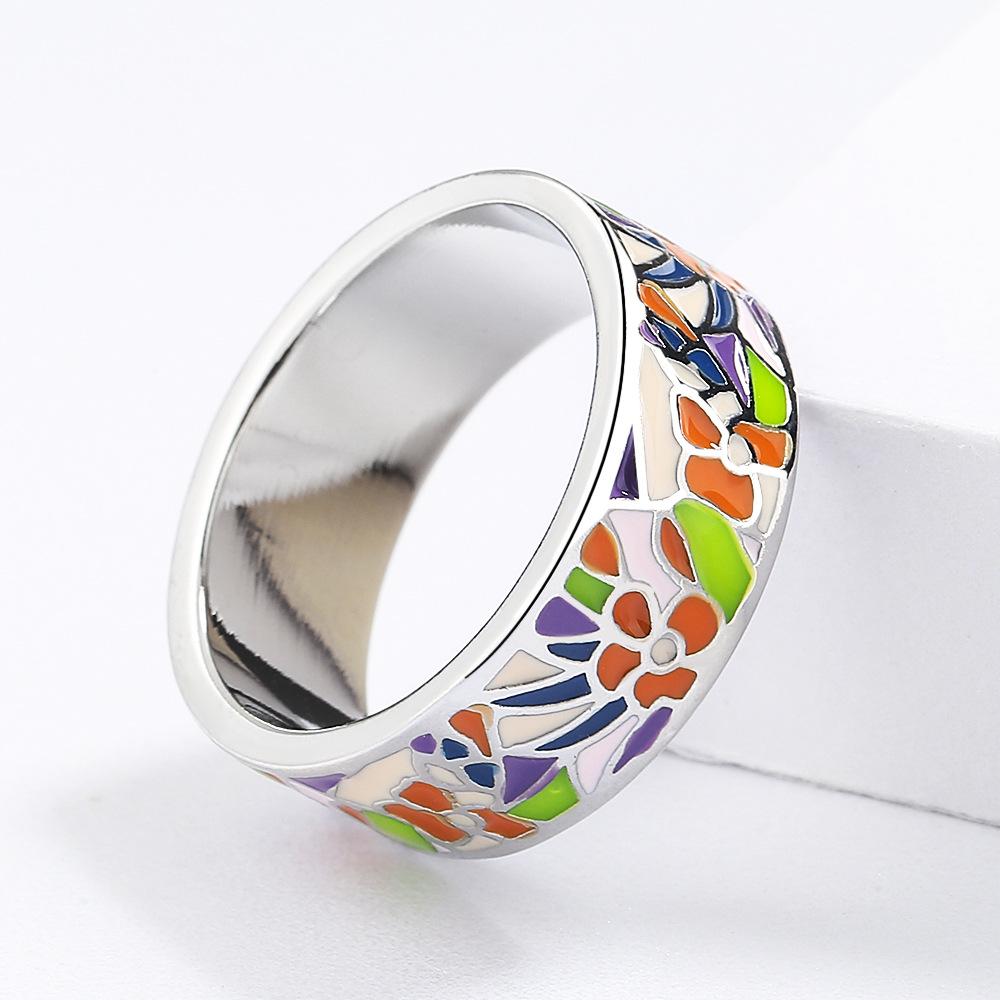 

Комплект из колец и серег Bohemia Enamel Clash Flower European и N Niche Personality