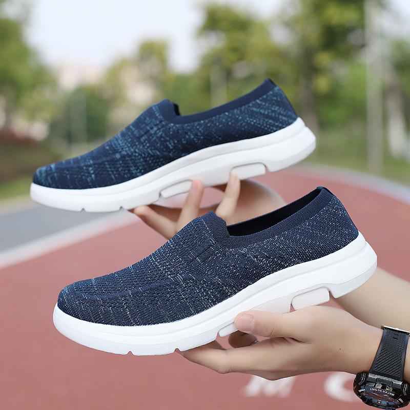 Outdoor Lightweight Travel Shoes with Soft Soles and Breathable Leisure Middle-aged and Elderly Men's and Women's Shoes with New Mesh Surfaces