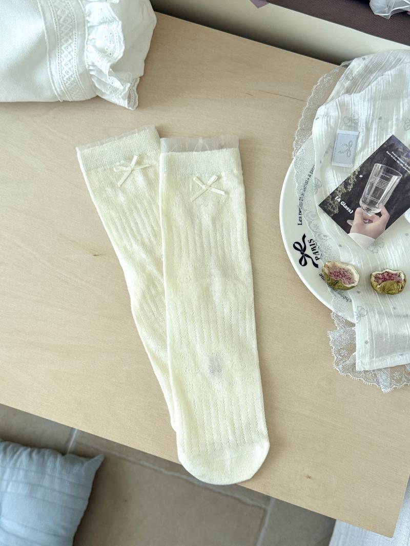 

Slim Summer Straight-leg Socks Without Bones, Light Color, Breathable, Mid-calf Length, Pile-up Socks, Versatile for All Occasions, Classic Style 1 pair бежевий