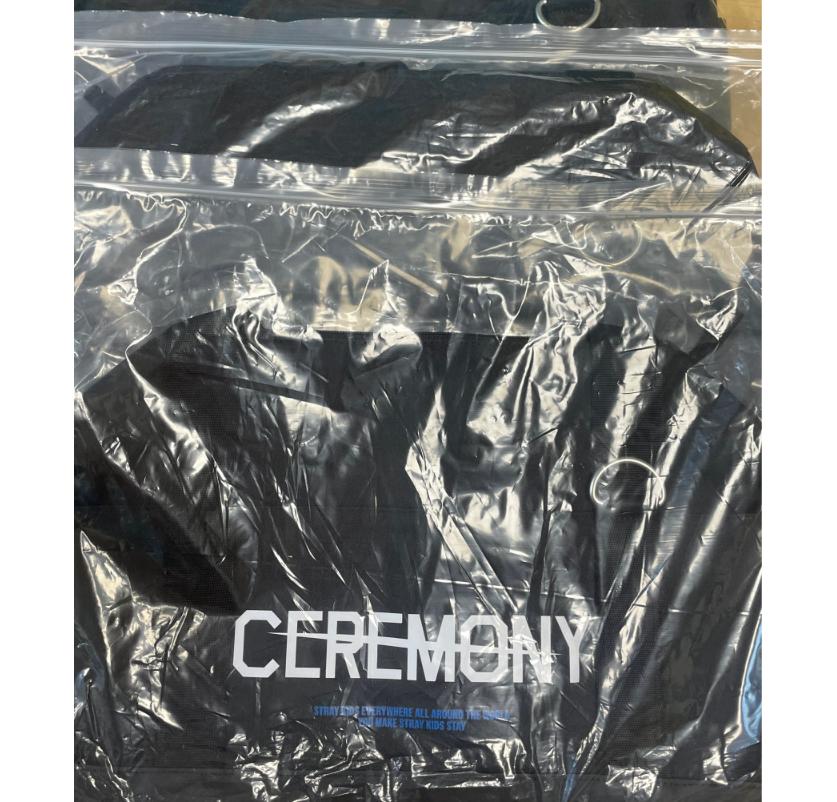 Stray Kids 2025 KARMA Pop-up MD Duffle Bag – K-Pop Fanartikel