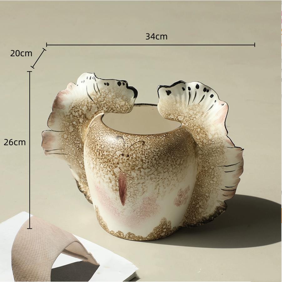 Creative Hand-painted Ceramic Vases Wavy Patterned Wings Ceramic Handicraft Floral Arrangement Accessories Home Decoration