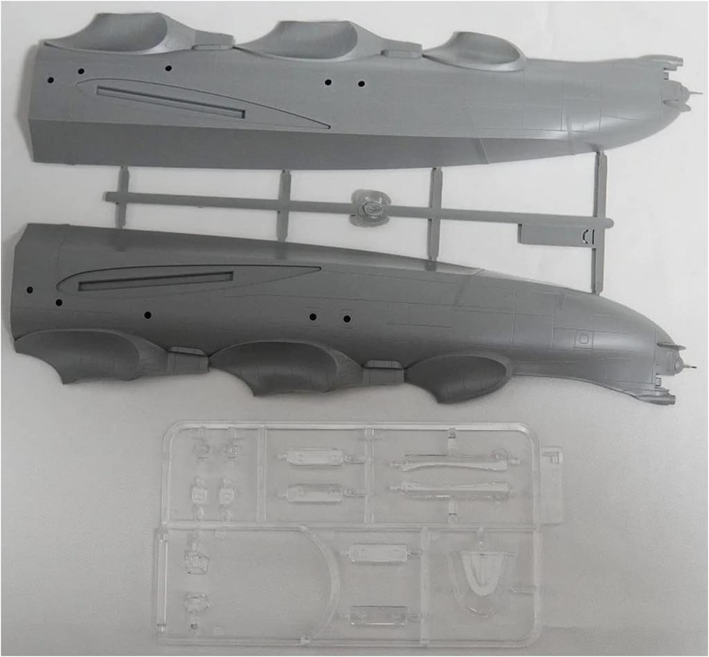 Takom Soviet Ekranoplan Plastic Model Kit TKO3002 1/144 Lun-class